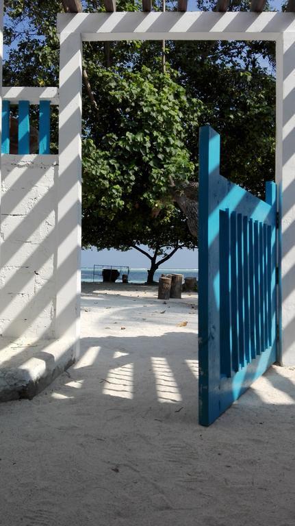 Rip Tide Vacation Inn, K.Guraidhoo Guraidhoo  Extérieur photo