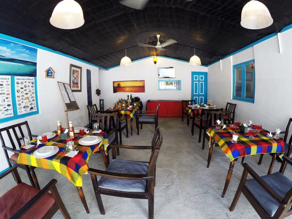 Rip Tide Vacation Inn, K.Guraidhoo Guraidhoo  Extérieur photo