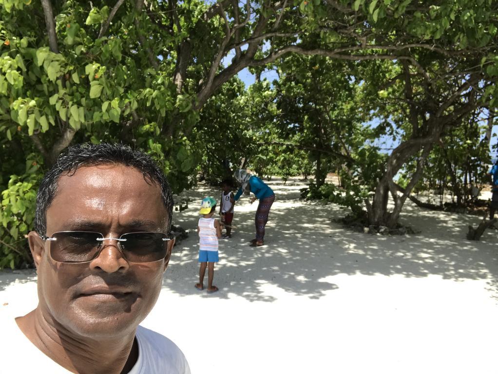 Rip Tide Vacation Inn, K.Guraidhoo Guraidhoo  Extérieur photo